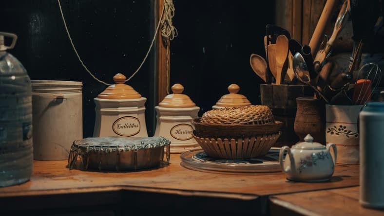 vintage kitchen items