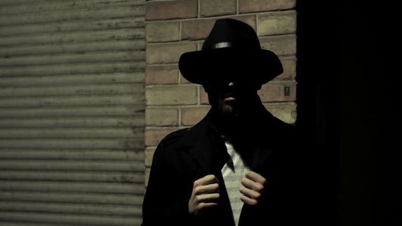 man in the shadows / Strange World War 2 Spy Gadgets