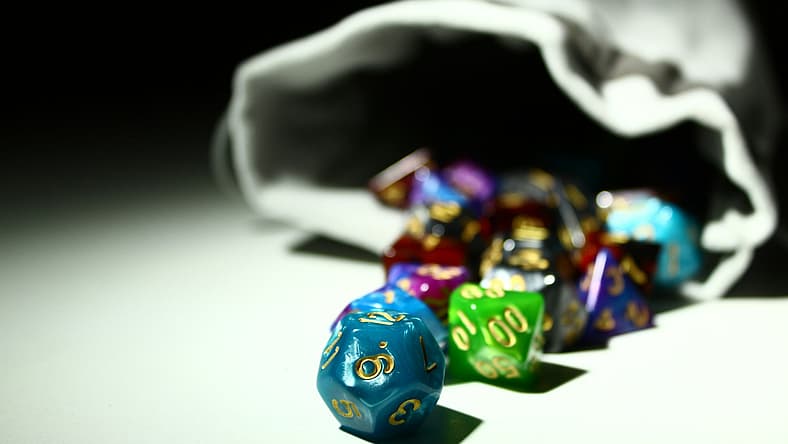 dnd dice / fantasy novels for dnd fans