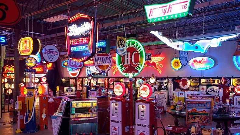 Barrett-Jackson 2026 Scottsdale Automobilia Collection