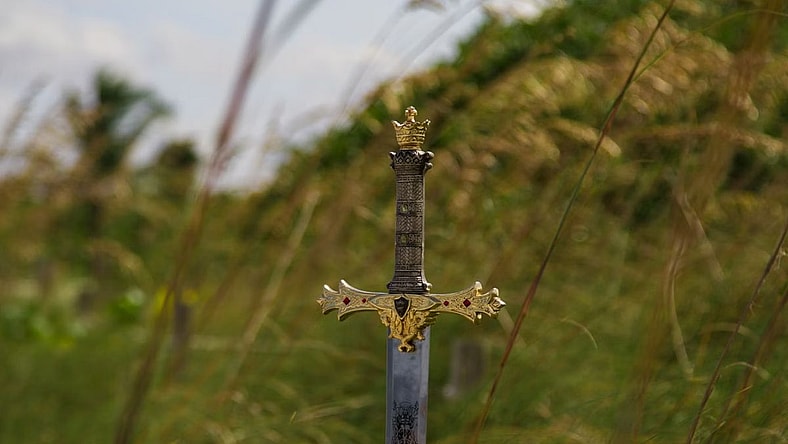 Most Famous Swords in History Unsplash