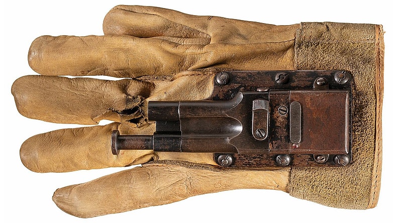 glove gun / espionage gadgets