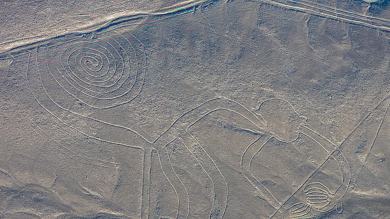 Nazca Lines / mysterious archaeological discoveries