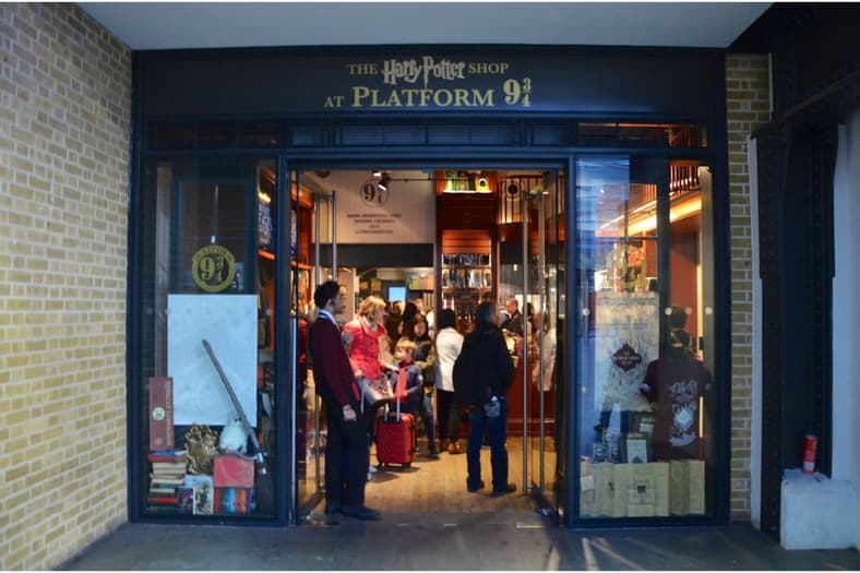 Platform 9 3/4