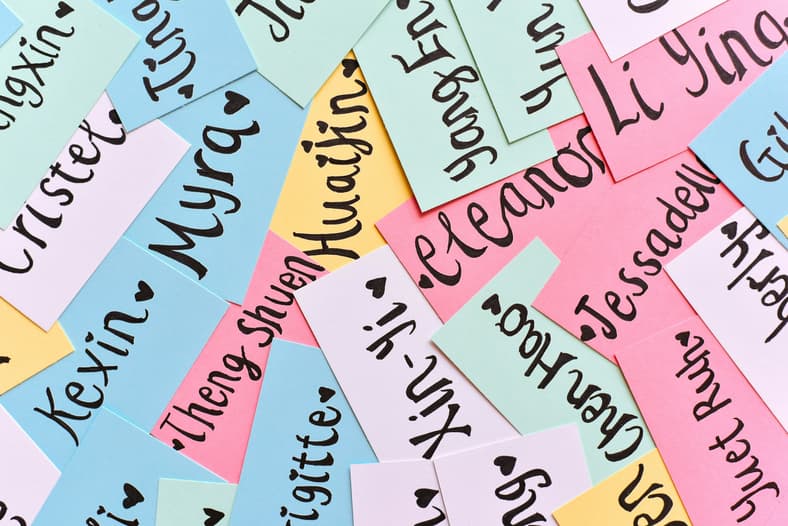 random name tags