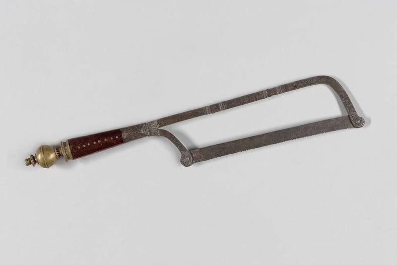 bone saw
