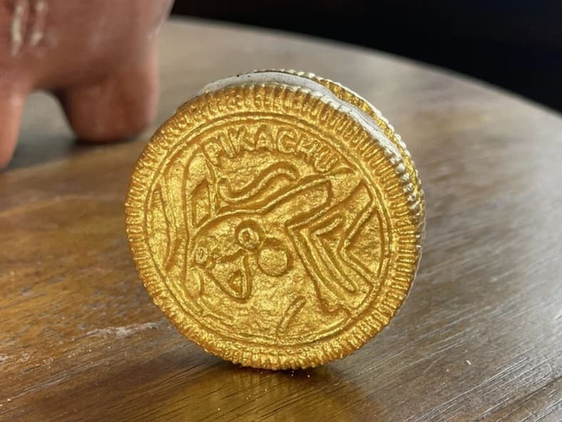 Gold Painted Pokemon Oreos eBay