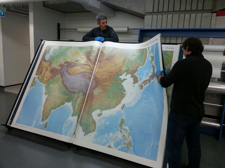 earth platinum atlas