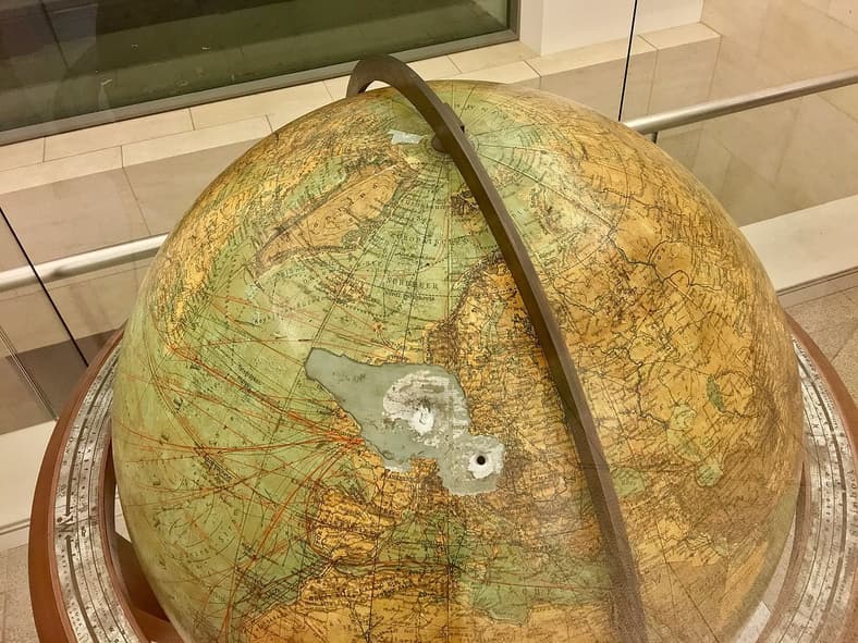 columbus globe