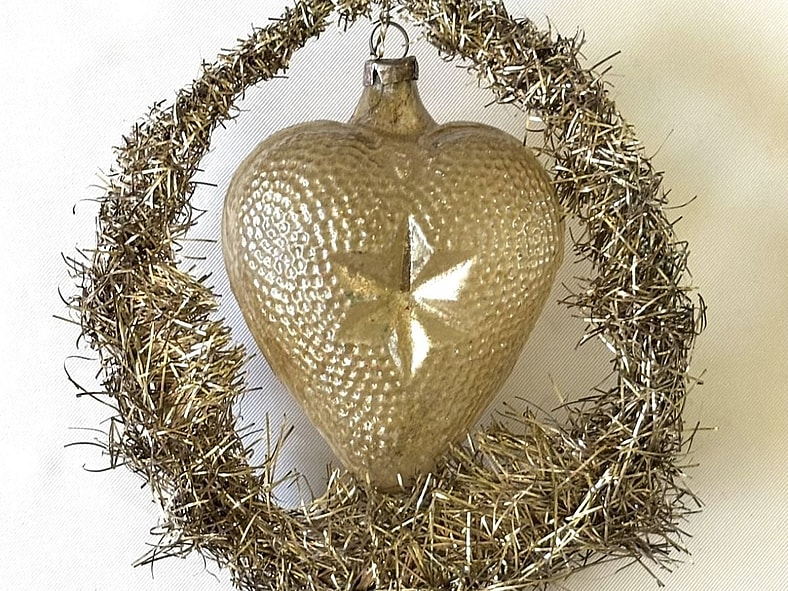 Tinsel Heart Just Vintage Christmas
