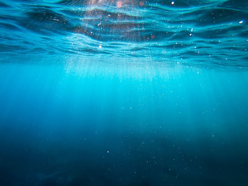 Light Under Water Unsplash