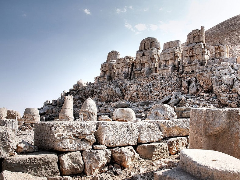 Stone Heads of Mount Nemrut Wiki Media