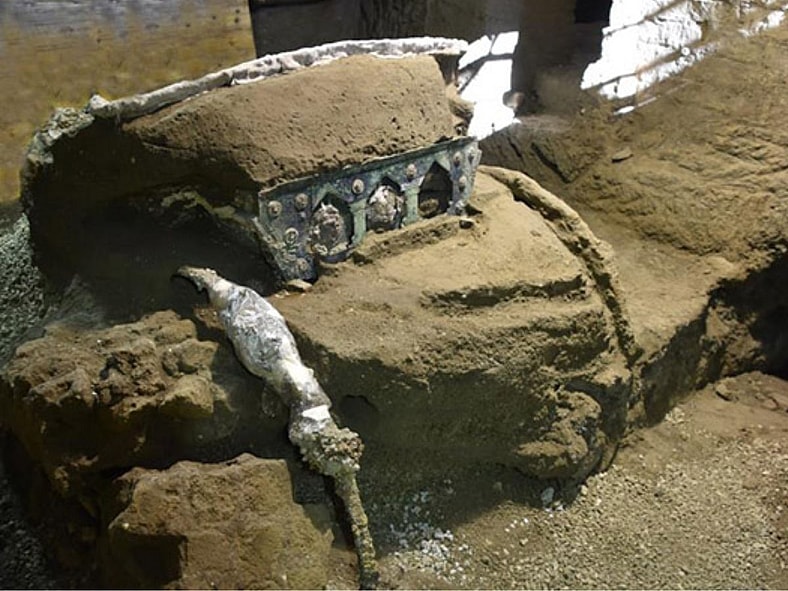 Pompeii Chariot Pompeii Sites