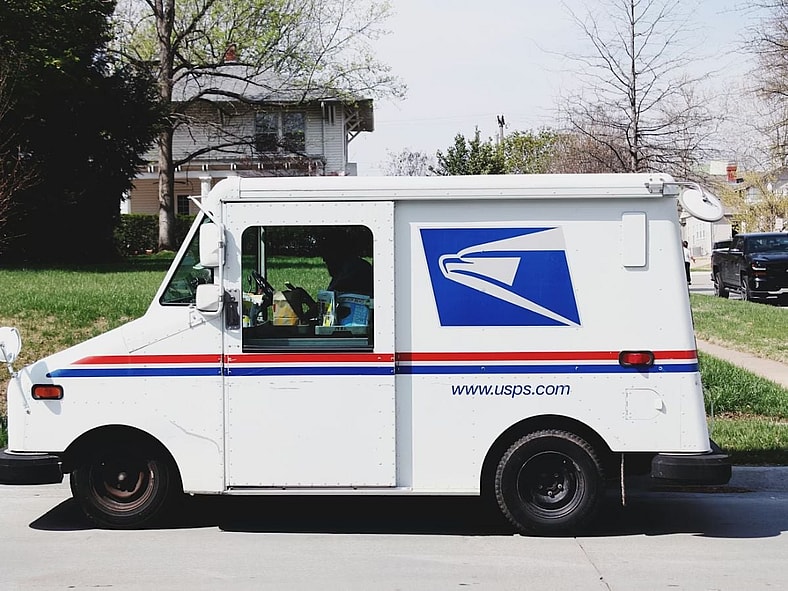 Mailman Unsplash