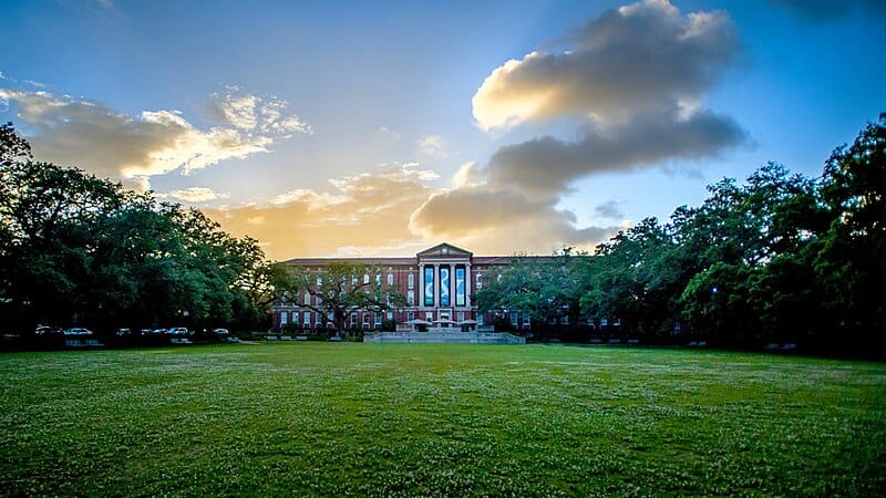 Tulane College, Wiki Commons