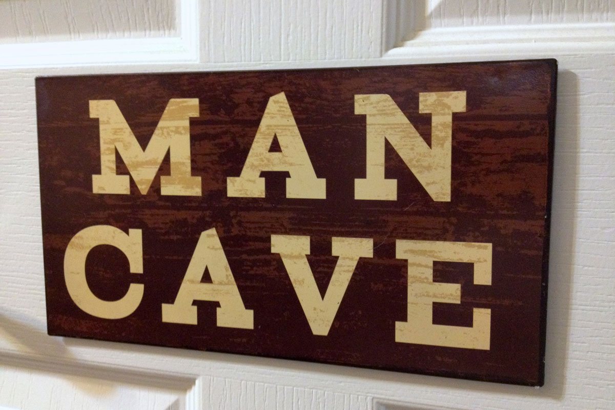 5 Essential Man Cave Decor Ideas
