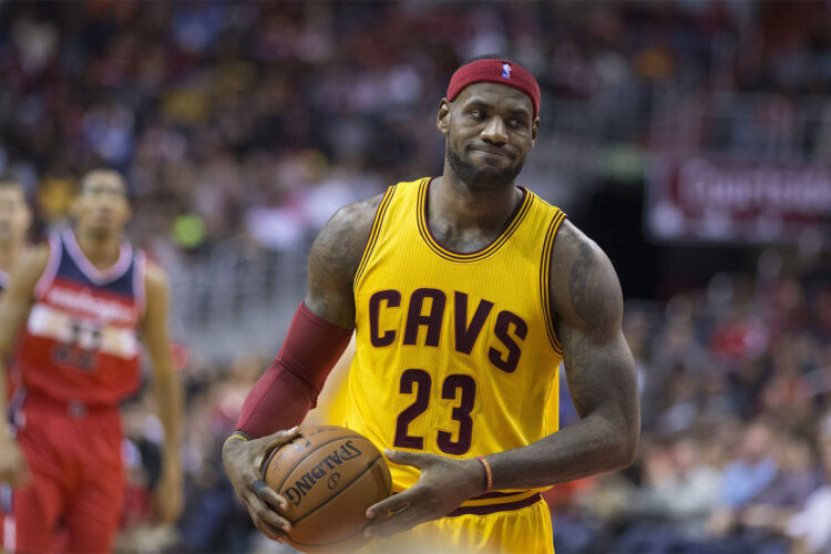 5 Best Sports Cards To Invest In 2022 Nerdable