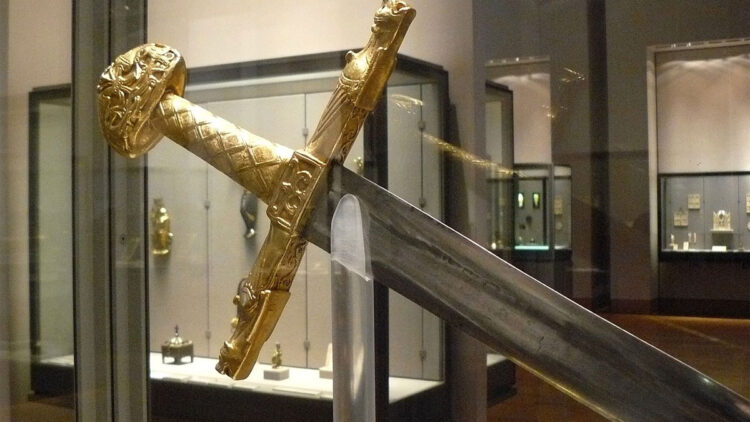 14 Most Famous Swords in History