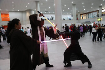 3 Best Lightsabers For Dueling