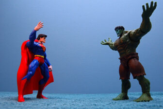 Who Is Stronger? Super-Man Or The Hulk