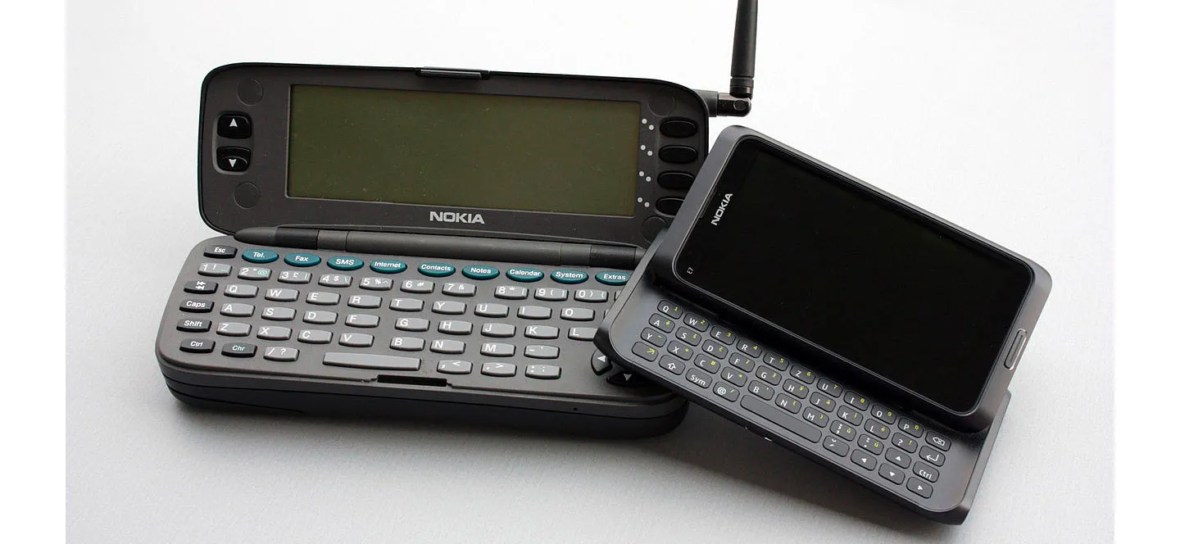 10 Retro Phones That Are Worth More Than You Think: Nokia 9000 Communicator