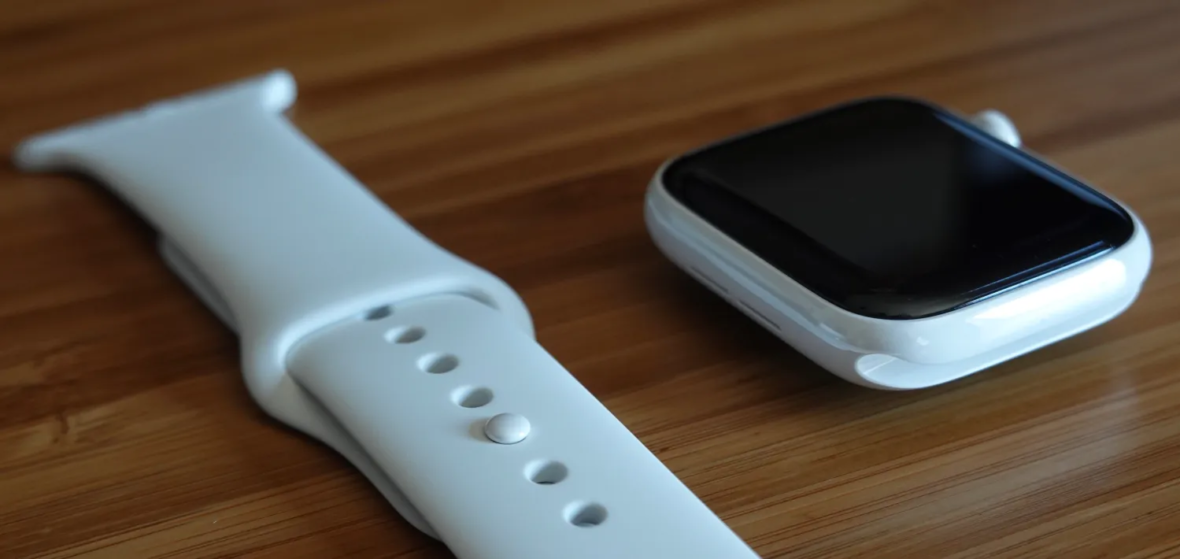 The Apple Watch Edition Series 6 is already a premium smartwatch with advanced health and fitness features. But for those who value exclusivity and sophistication, the Apple Watch Edition Series 6 in White Ceramic is a game-changer. This limited-edition watch features a stunning white ceramic case, meticulously crafted with precision. The display and the custom-designed watch face add to its elegance. Priced at $1,499, this Apple Watch is a statement of refined taste and luxury on the wrist.