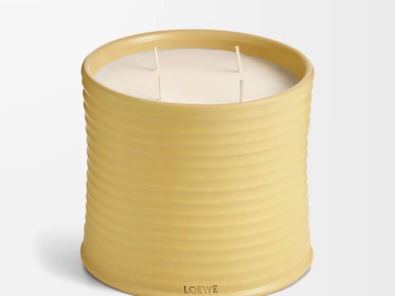 Loewe Honeysuckle Candle