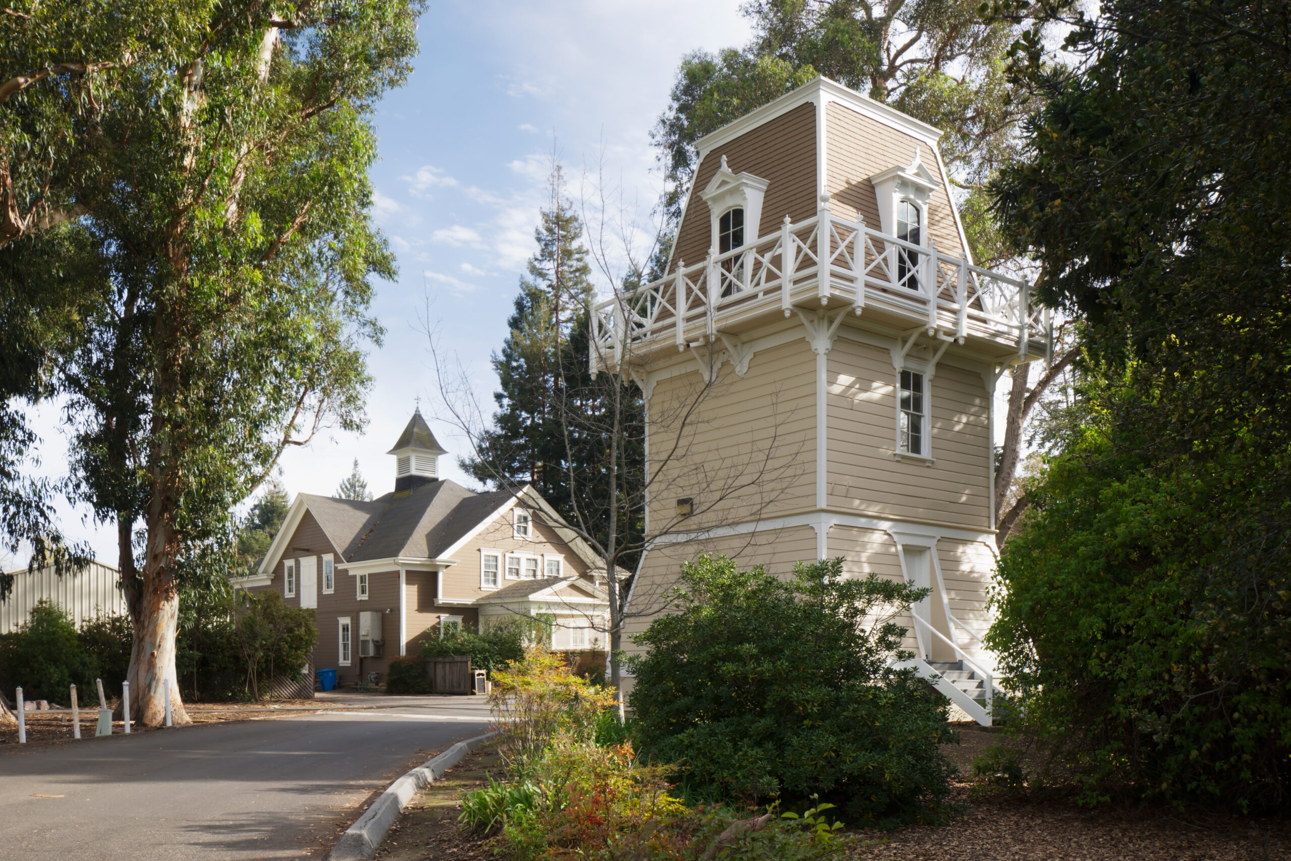 richest towns in California
