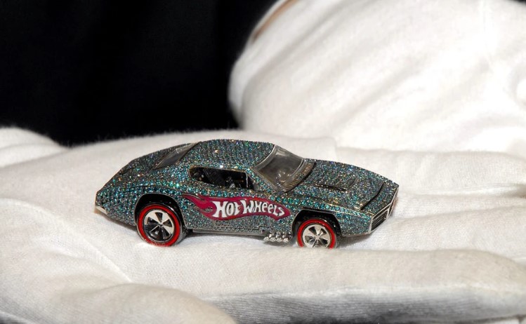 2008 Jewel-Encrusted Custom Otto, Mattel