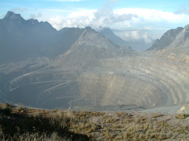 Grasberg Mine, Wiki Commons