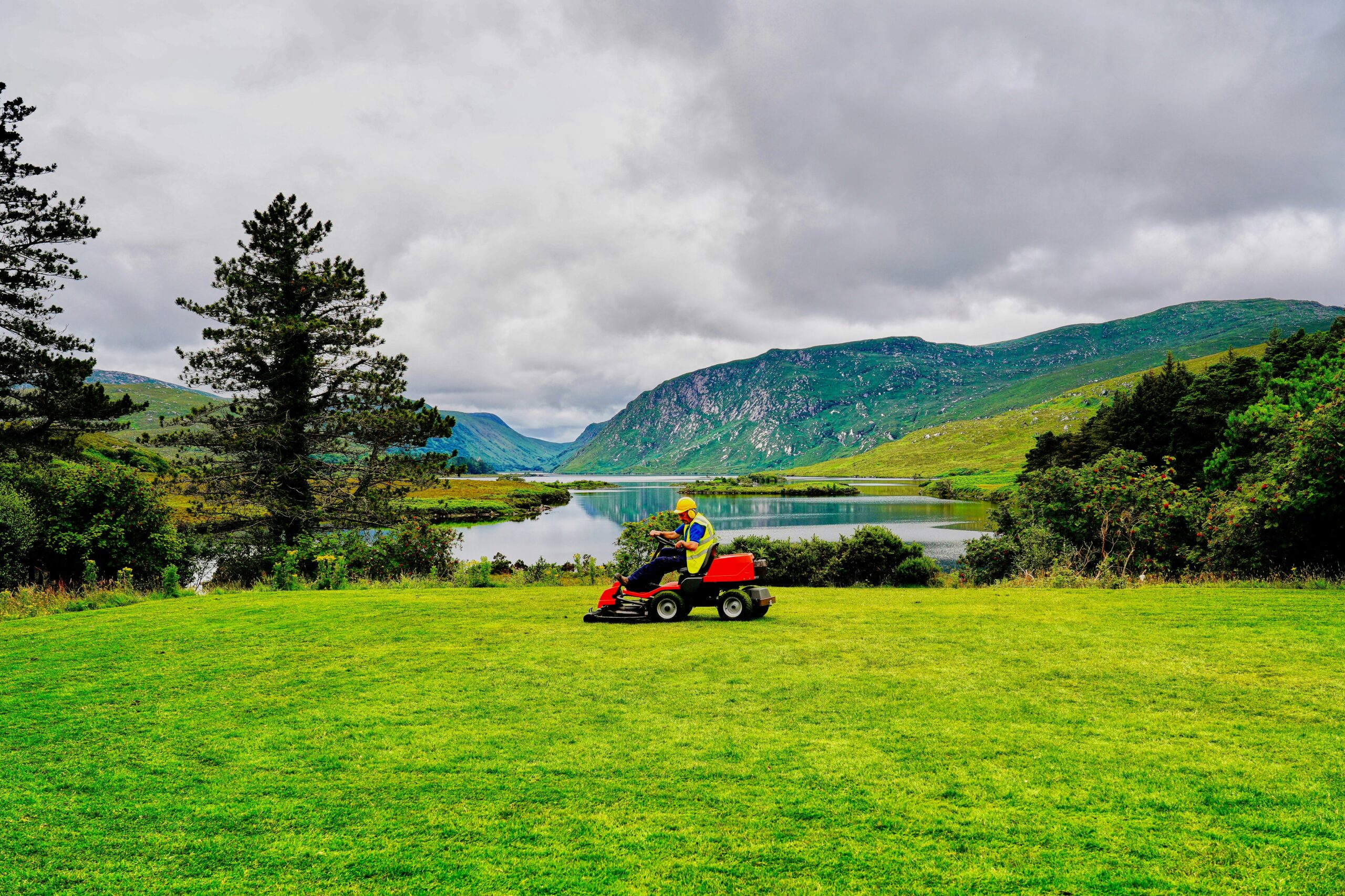 Lawnmower, Unsplash
