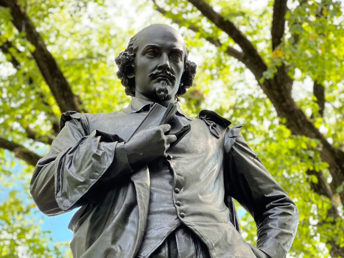Shakespeare Insults, Unsplash