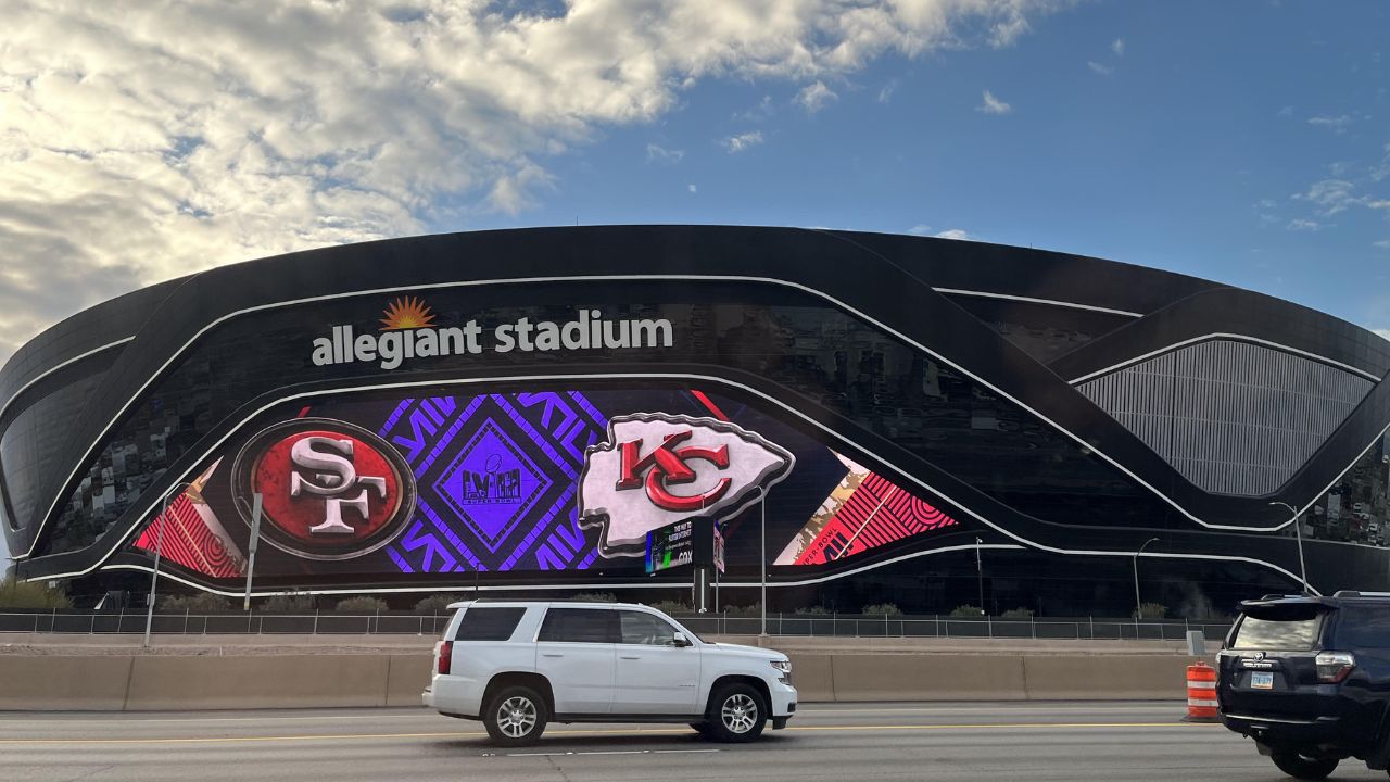 Breaking Records Super Bowl Facts, Wiki Commons