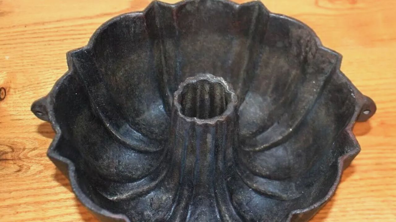 Cast Iron Bundt Cake, eBay