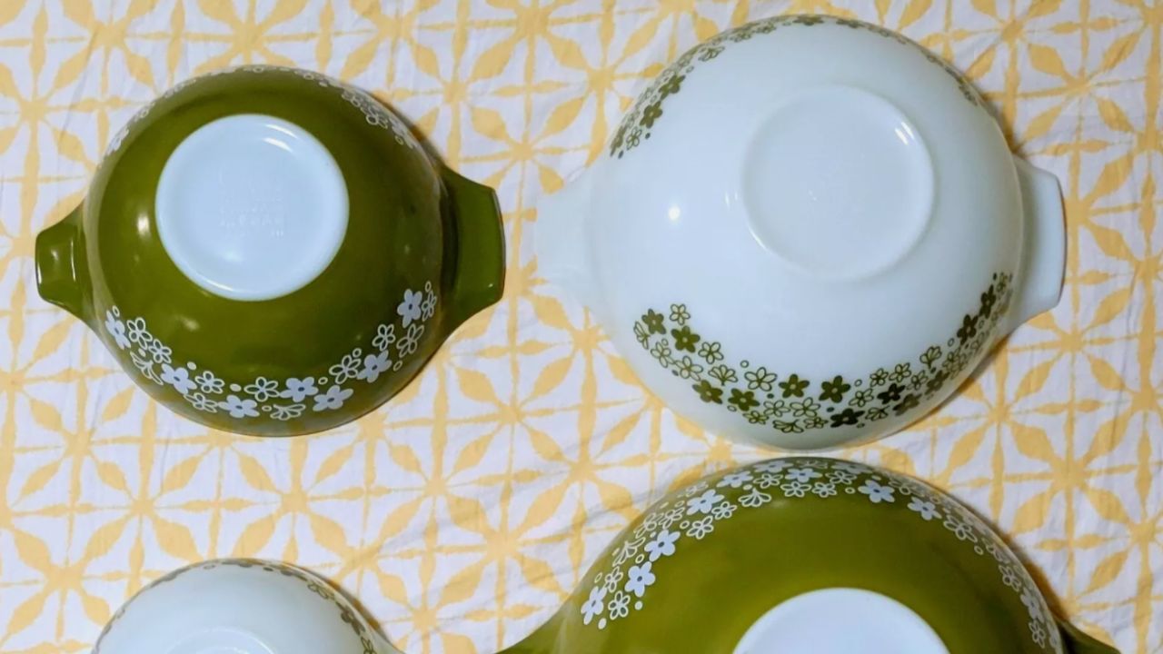 Pyrex Bowls, eBay