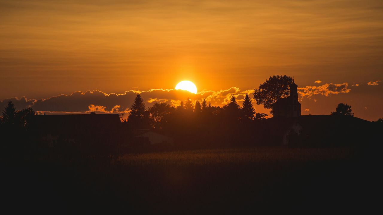 Sun and Moon, Unsplash