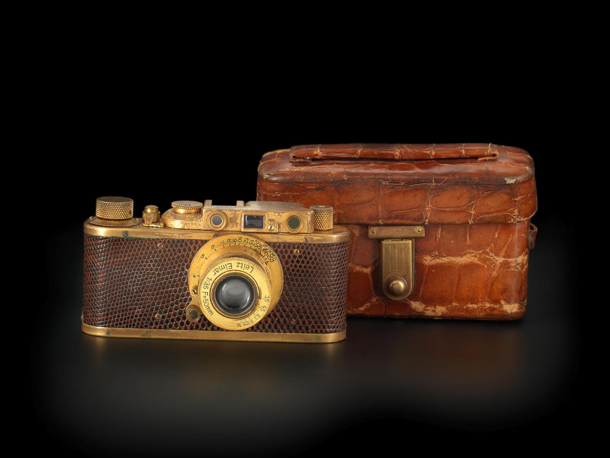 Leica Luxus II Bonhams