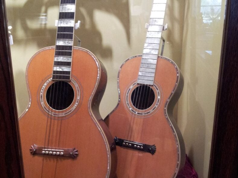 antique musical instruments