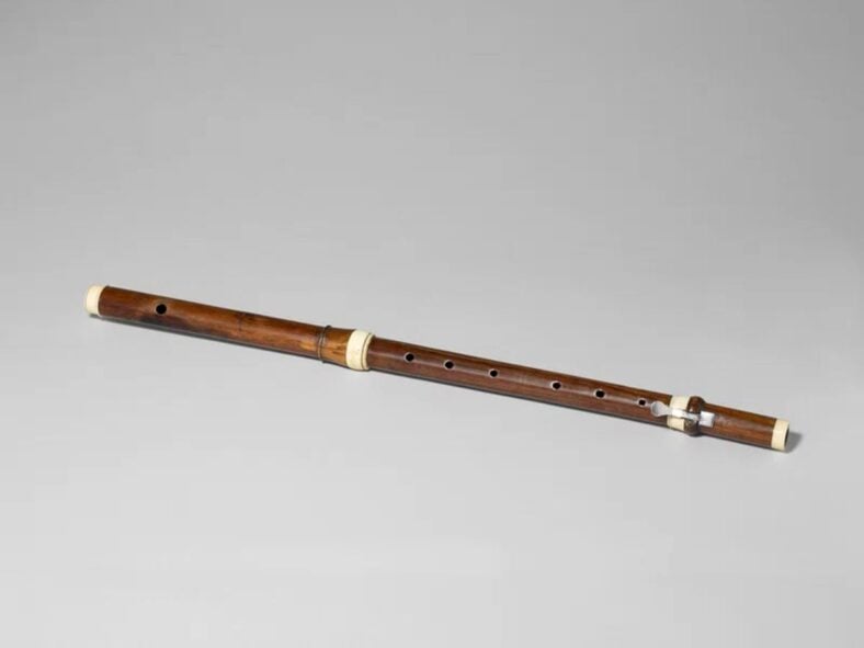 antique musical instruments