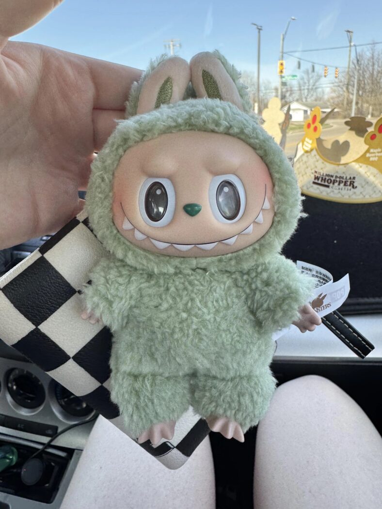 green labubu