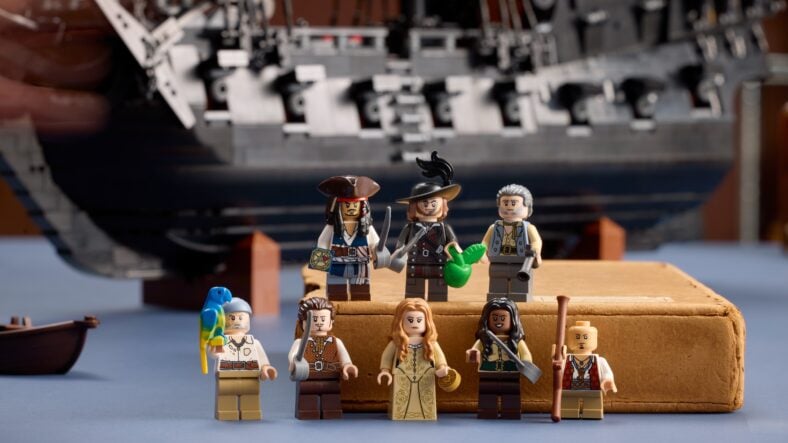 lego black pearl minifigures